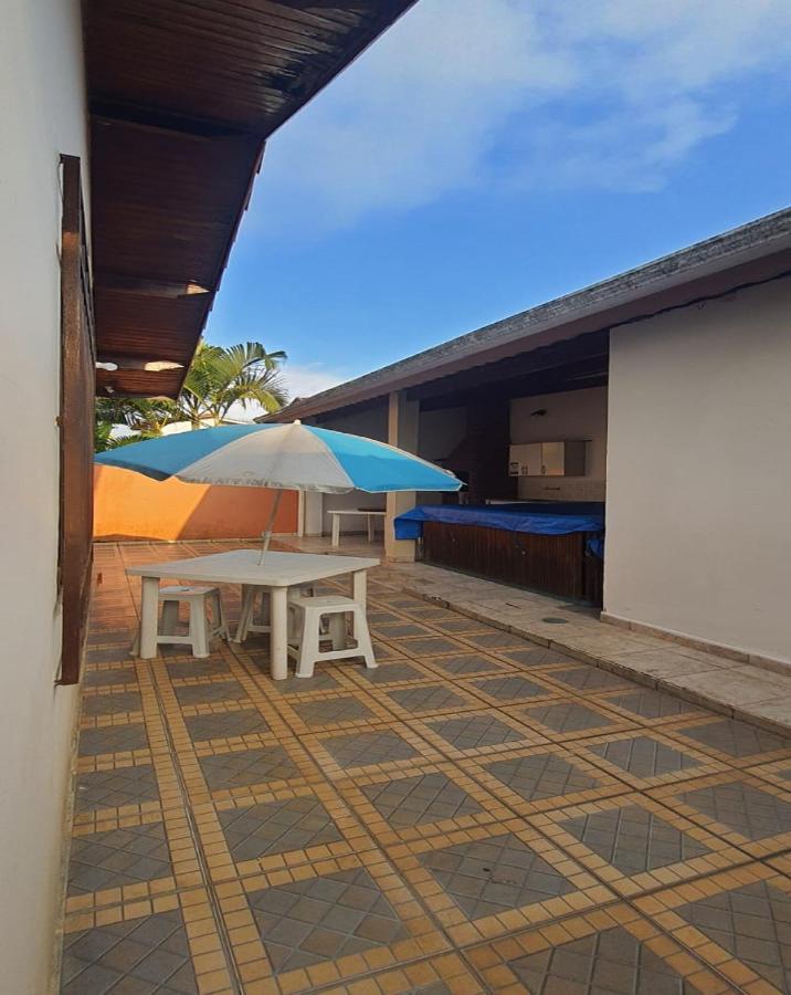 Villa Casa Completa Com Piscina A 300 Metros Do Mar à Peruíbe Extérieur photo